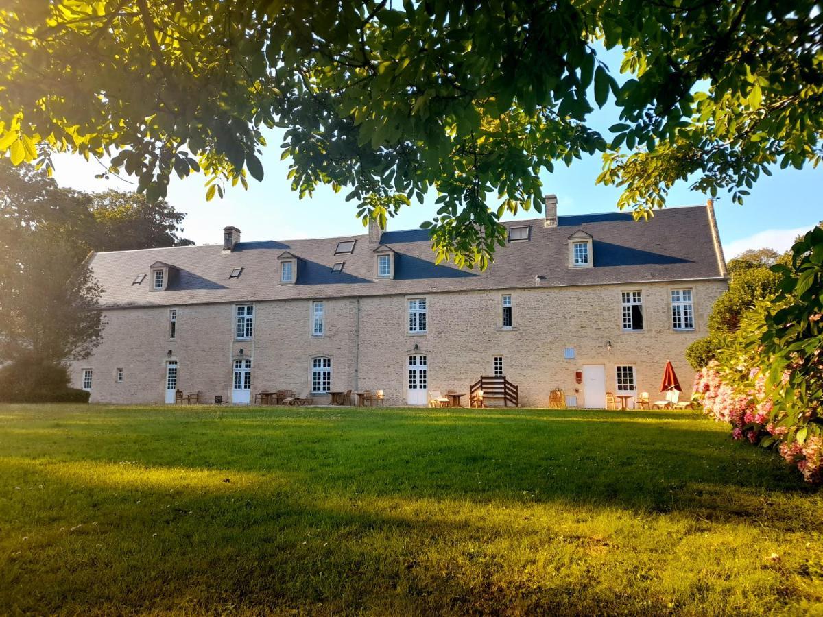 Hotel Le Manoir De Mathan Crepon A La Campagne 5 Mn D'Arromanches Et 10 Mn De Bayeux Zewnętrze zdjęcie