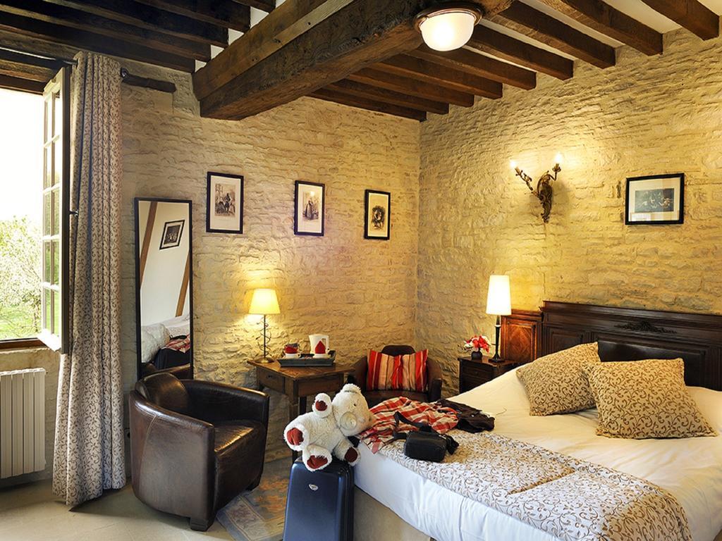 Hotel Le Manoir De Mathan Crepon A La Campagne 5 Mn D'Arromanches Et 10 Mn De Bayeux Pokój zdjęcie