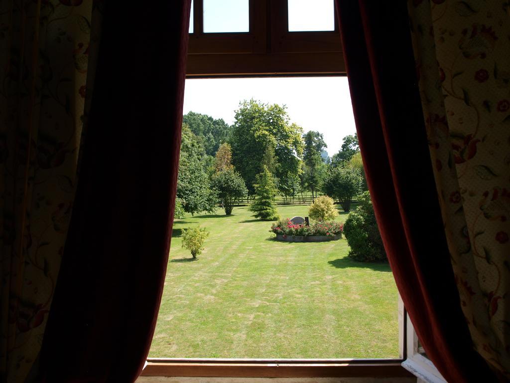 Hotel Le Manoir De Mathan Crepon A La Campagne 5 Mn D'Arromanches Et 10 Mn De Bayeux Zewnętrze zdjęcie