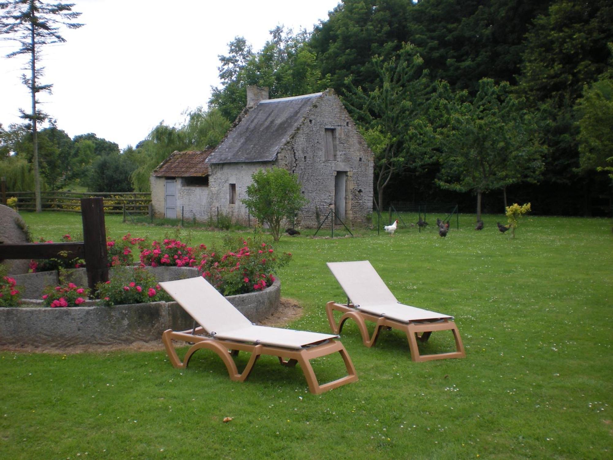 Hotel Le Manoir De Mathan Crepon A La Campagne 5 Mn D'Arromanches Et 10 Mn De Bayeux Zewnętrze zdjęcie
